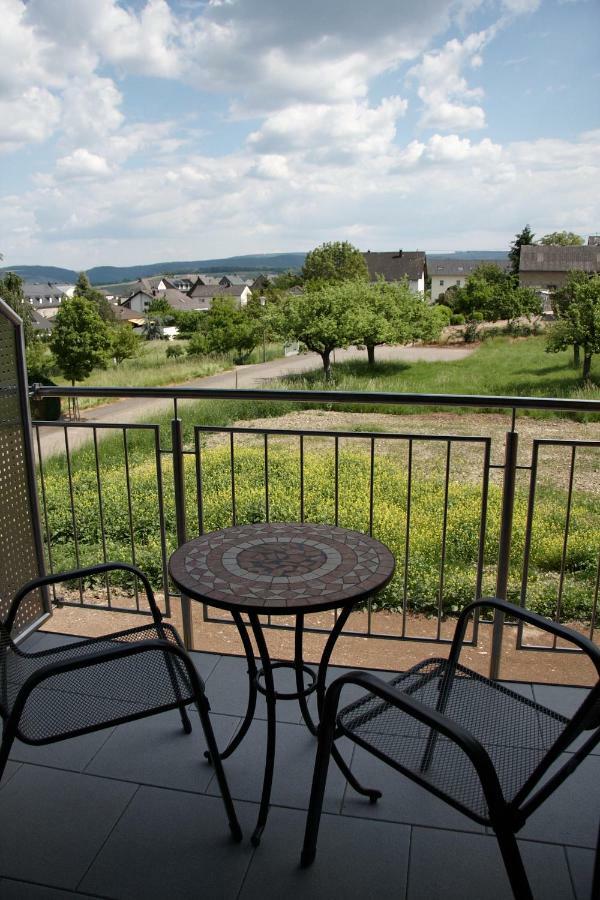 Gaestehaus Weingut Mathy-Schanz Osann-Monzel Экстерьер фото